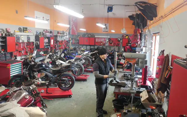 Serwisy motocyklowe w Warszawie