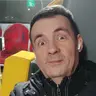 Robert Pe.